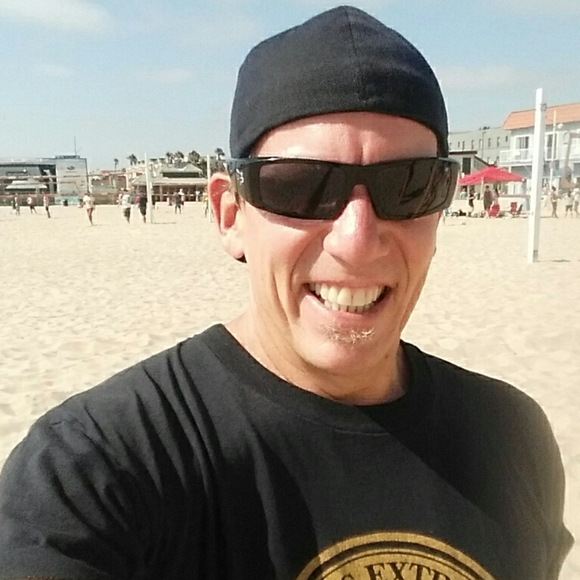 Meet your Posher, Bruce - Picture 3 of 4